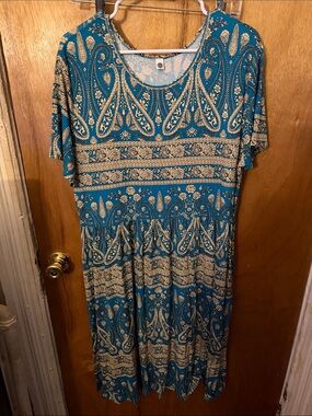 Women's Teal Paisley Midi Dress with Pockets
